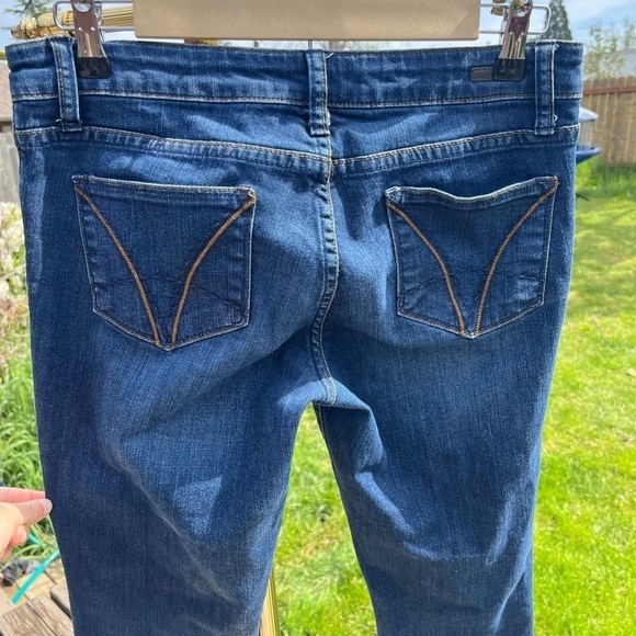 KUT FROM THE KLOTH ~ Farrah Baby Bootcut Jeans - Picture 7 of 12